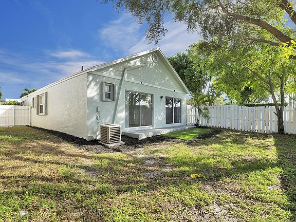 4th image of 3810 Marlberry Lane