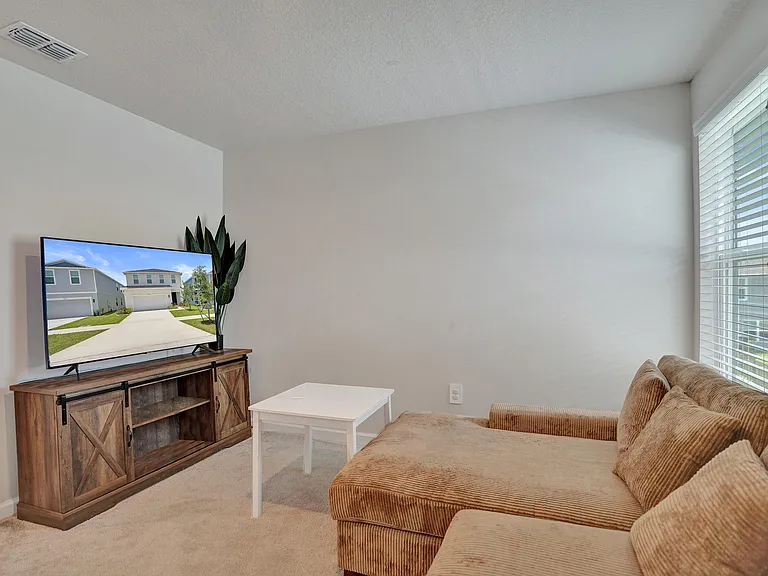 12749 SW Orvieto Way — Photo 15