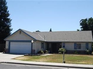 296 W Fremont Ave, Clovis, CA