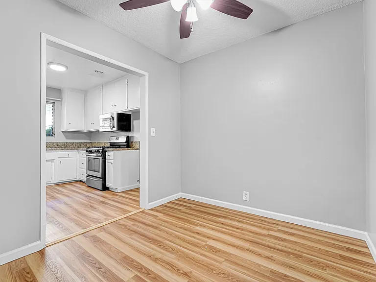 1 Bedroom 1 Bathroom- South Pasadena — Photo 6