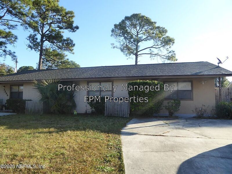 1st image of 1395 Rose St