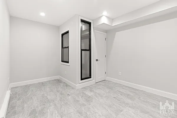 Bedroom, photo 6