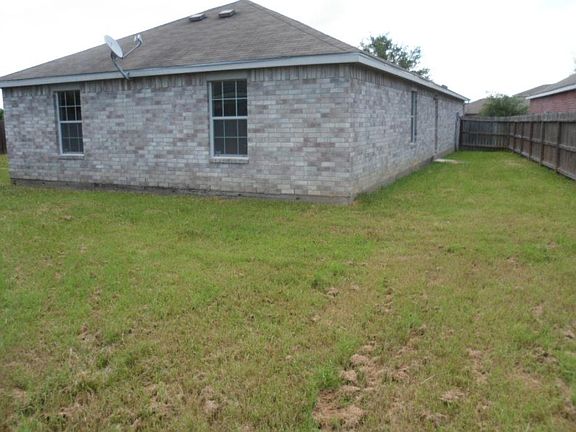 4th image of 18818 Reynolds Park Dr