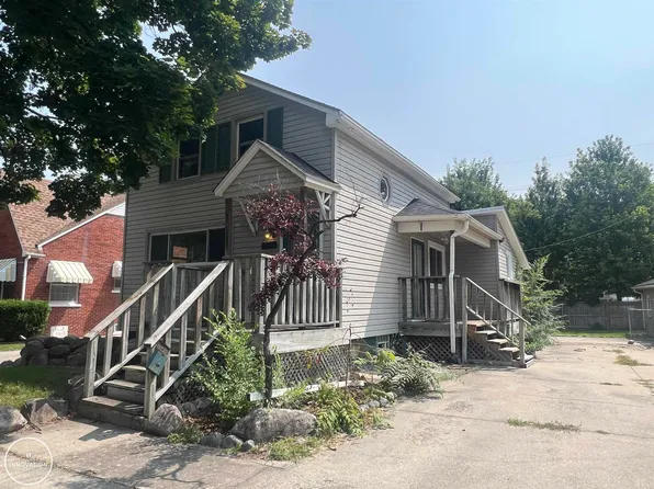 252 N William St, Marine City, MI 48039