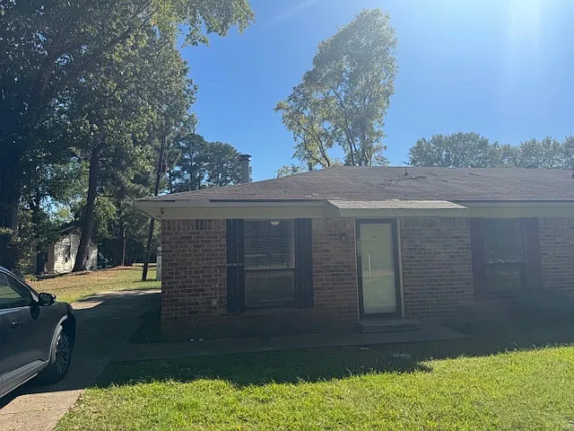 8126 Lucille Ave