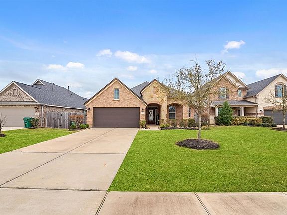 3rd image of 31331 Gulf Cypress Ln