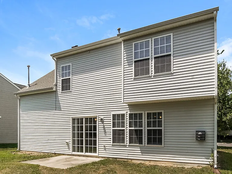 1024 Penncross Dr — Photo 16