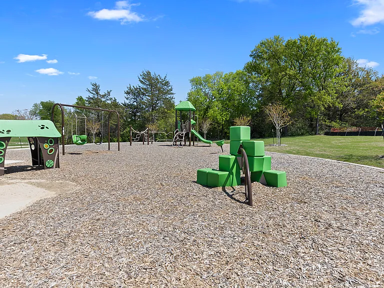 3714 Chambray Dr — Photo 22
