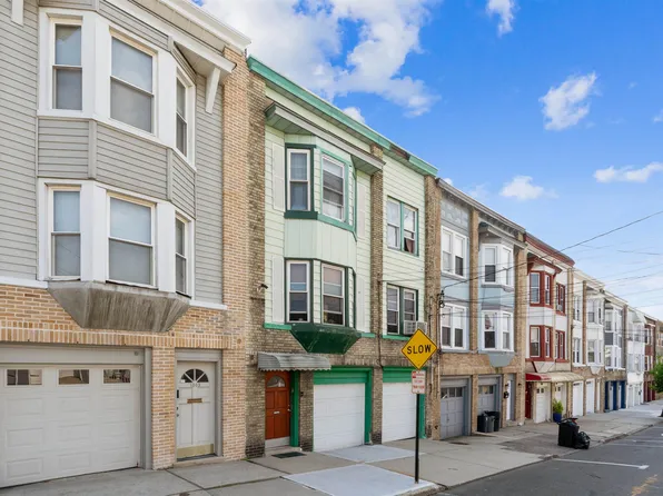 1207 8th St, North Bergen, NJ 07047