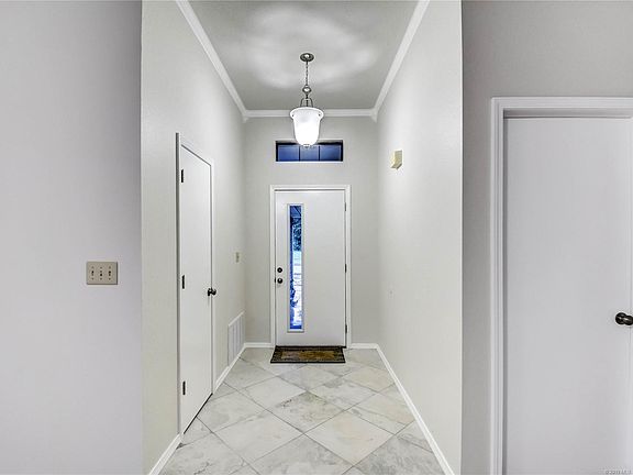 4th image of 13783 S Poplar Pl