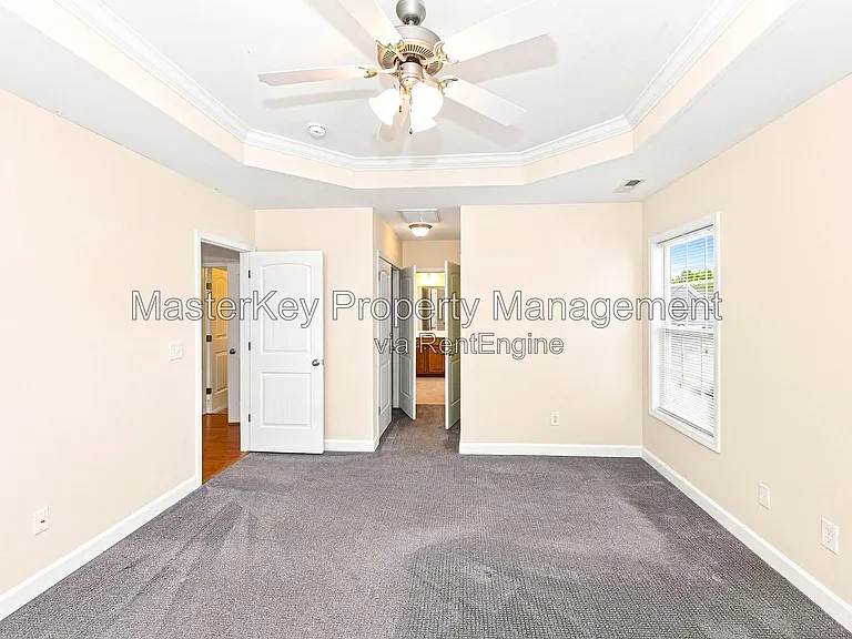 725 Keystone Park Dr — Photo 7