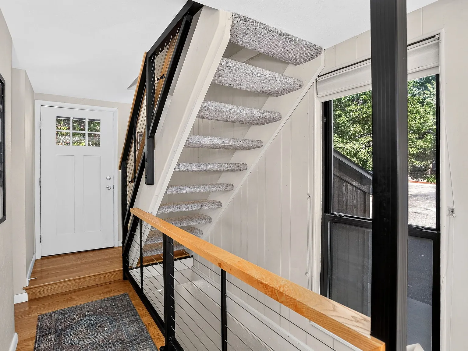 2 bed, 1.5 bath, 1518 sqft, $2,800 — Photo 3