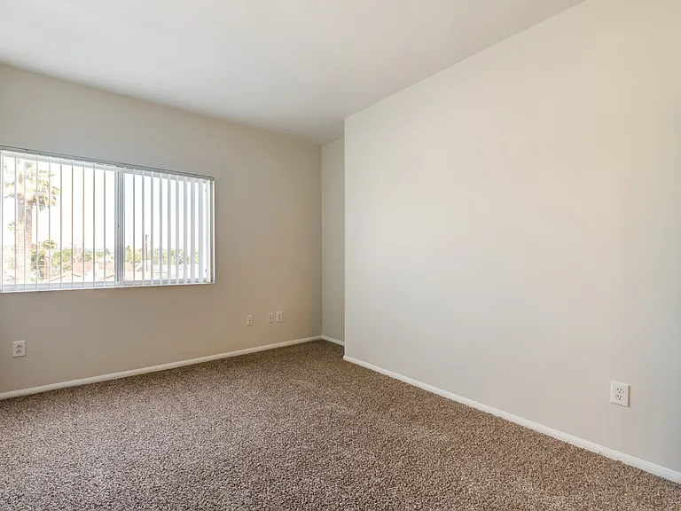 16640 Devonshire St — Photo 9
