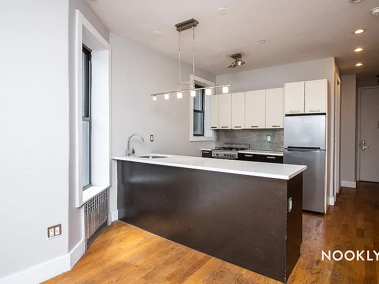169 Rogers Ave #2B — Photo 11