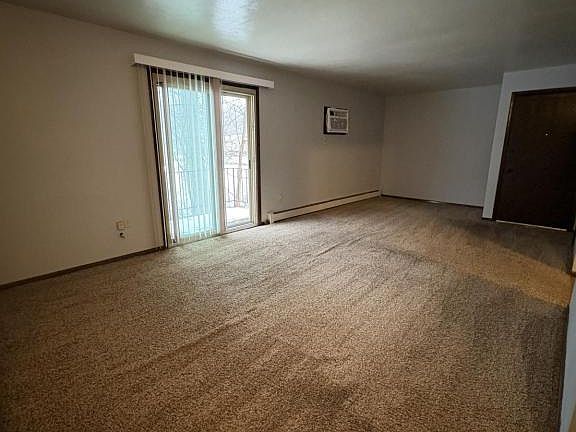 3rd image of 249 Folsom St NW #8