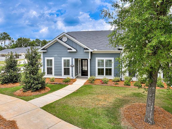 2nd image of 3008 Stanhope Drive