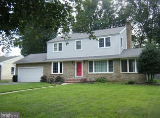 215 Renfrew Ave, Trenton, NJ