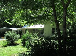 454 Eastcliff Dr, West Union, SC 29696