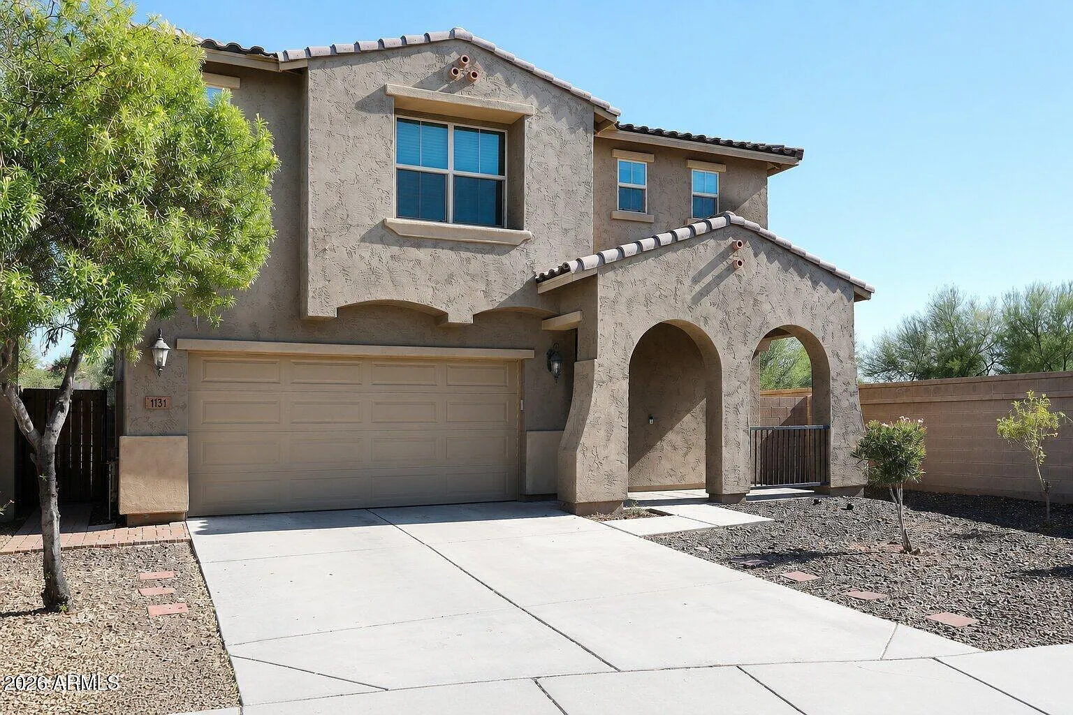 4 bed, 4.0 bath, 2764 sqft, $2,995 — Photo 2