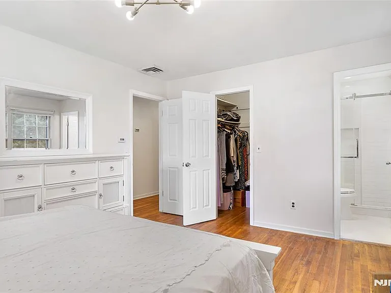 611 Cliff St — Photo 11