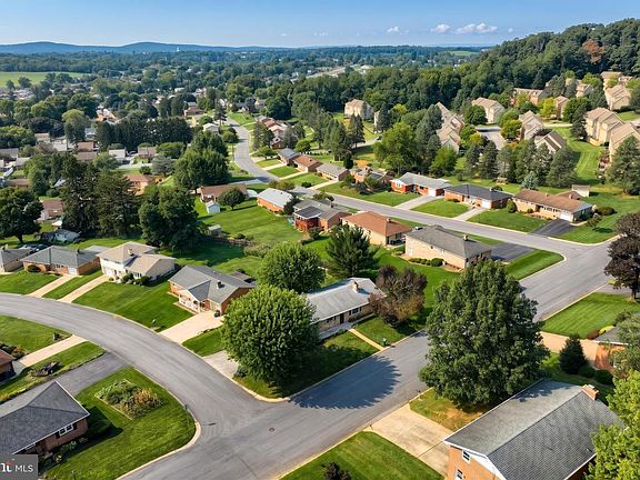 4th image of 655 Skyview Dr