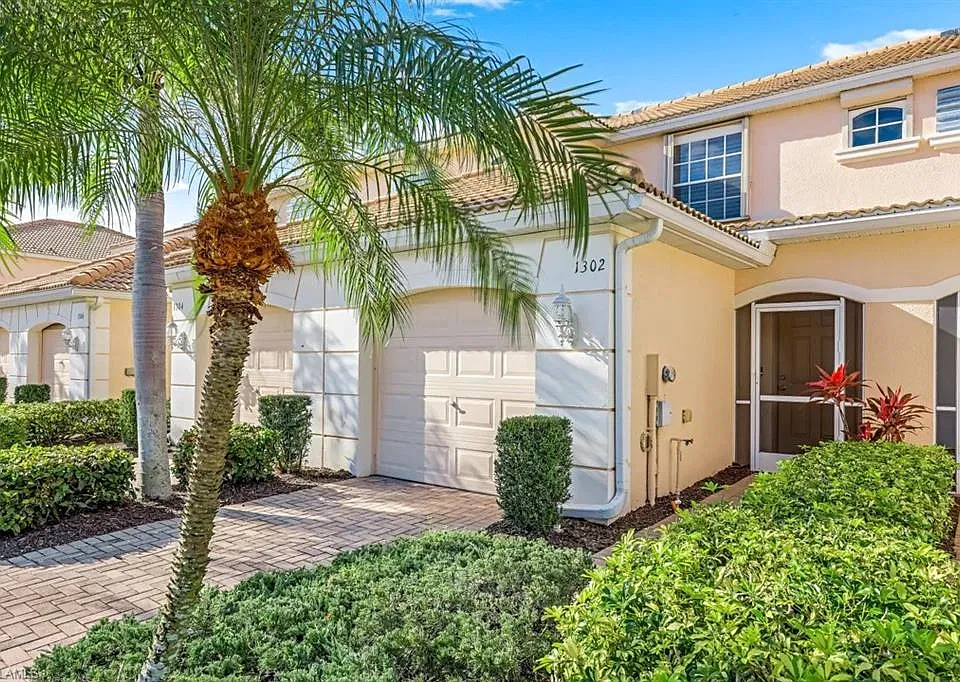1302 Weeping Willow Ct