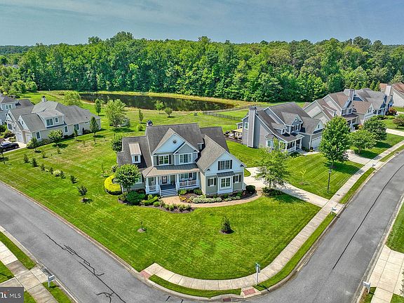 3rd image of 18385 Dunes Way