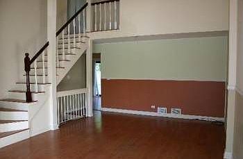 2nd image of 550 N Woodfield Trl