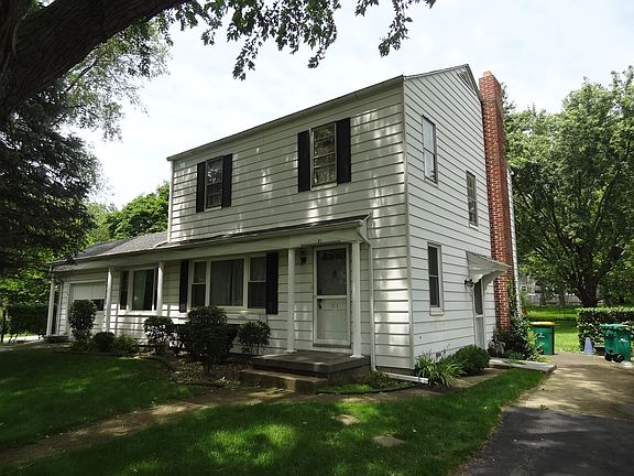 4th image of 21 Meadow Ln
