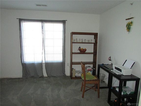 5th image of 3044 Westminster Dr APT 206