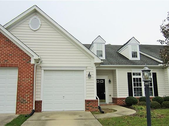 2nd image of 1012 Southwinds Dr