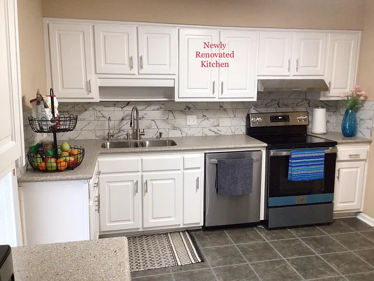 6112 Potomac Cir — Photo 14