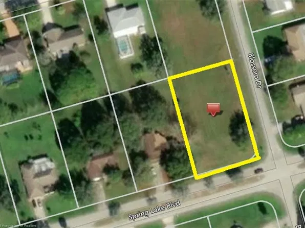 500 Spring Lake Blvd, Sebring, FL 33876