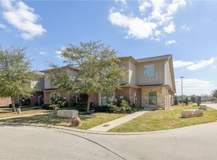 3633 Kenyon Dr, College Station, TX 77845