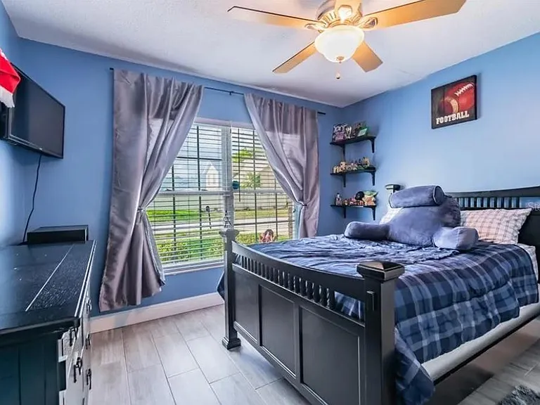 3409 Windy Wood Dr — Photo 12