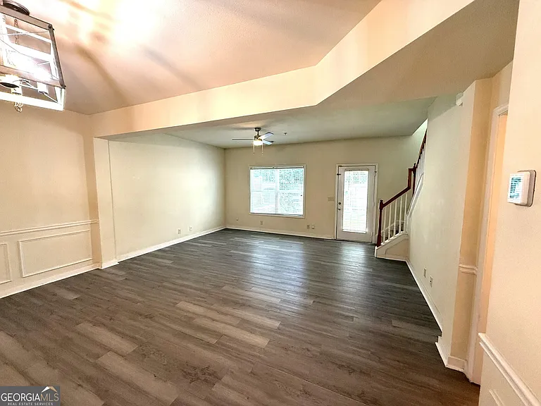 207 Granite Way — Photo 7