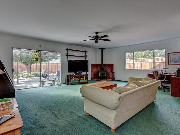 3rd image of 6217 Lillian Way