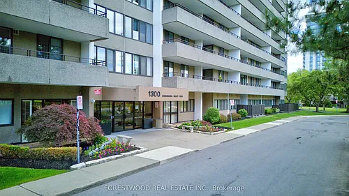 1300 Mississauga Valley Blvd #1108 Photo 1
