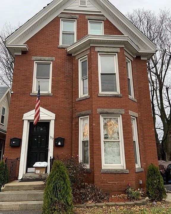 1st image of 177 S Pleasant St #2