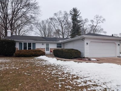 618 Lor Ann St, South Elgin, IL, 60177