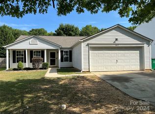 6617 Ziegler Ln, Charlotte, NC 28269