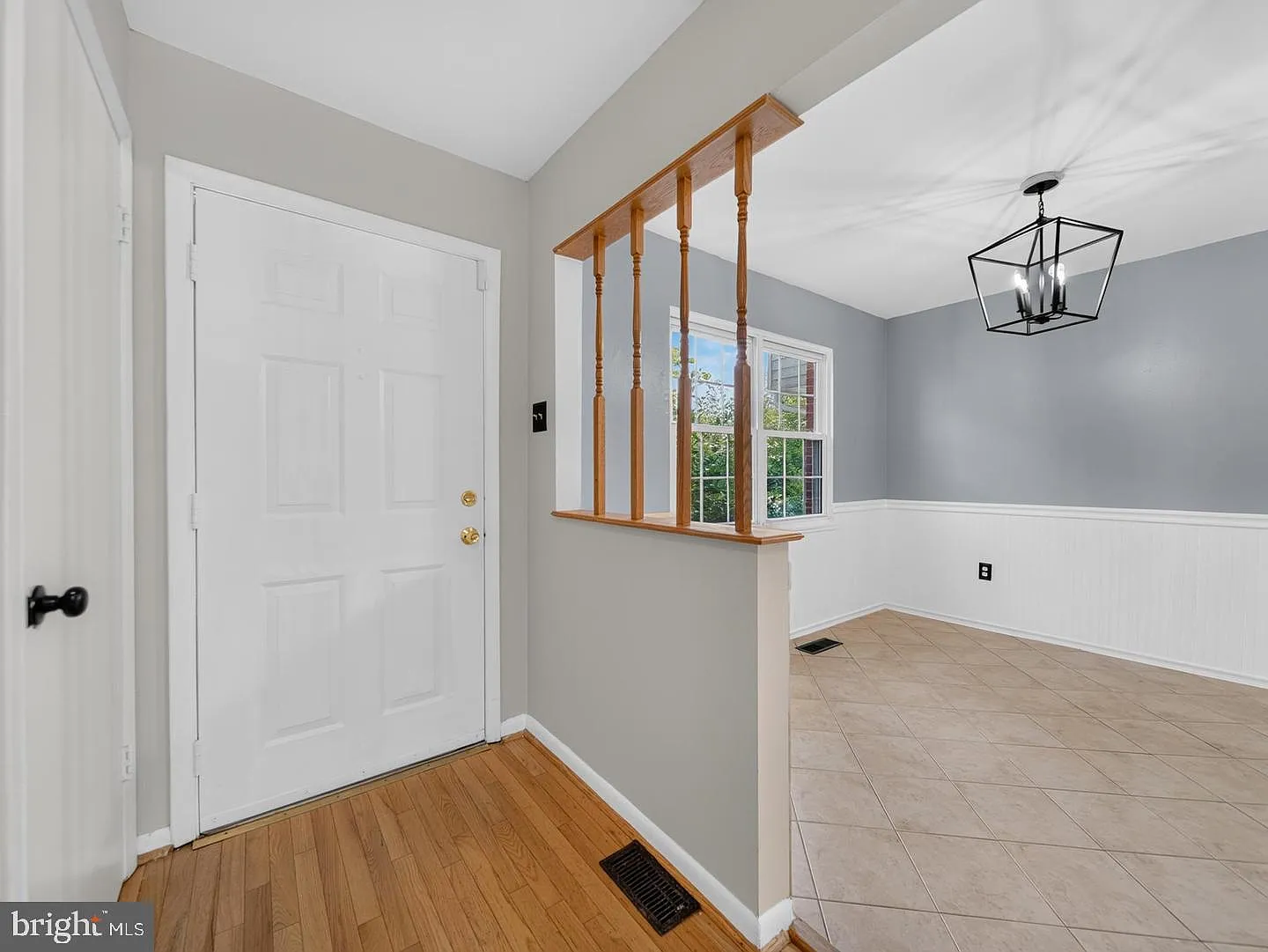 3 bed, 4.0 bath, 1865 sqft, $2,300 — Photo 4