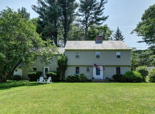 5 Eaton Ln, Pittsfield, MA 01201