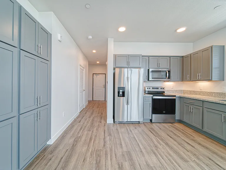 Tank District Apartments — Photo 27