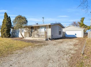216 Briar Ln, Champaign, IL