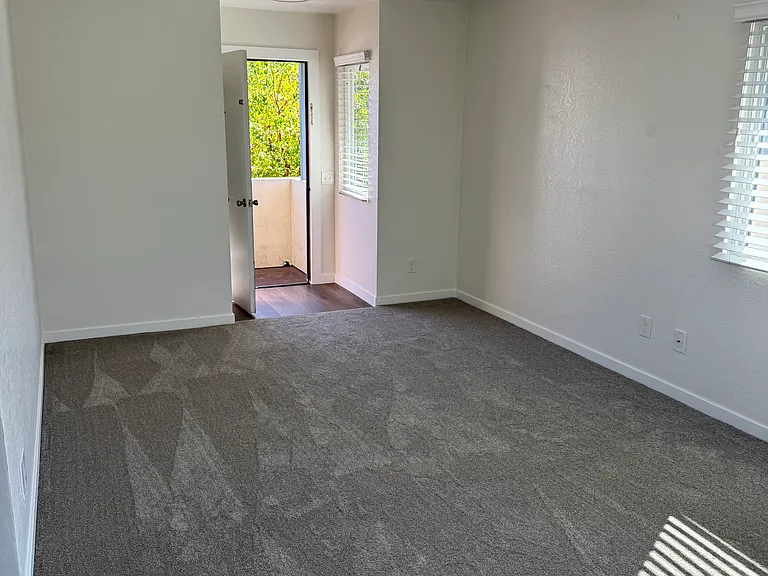 1344 Palm St #B — Photo 4