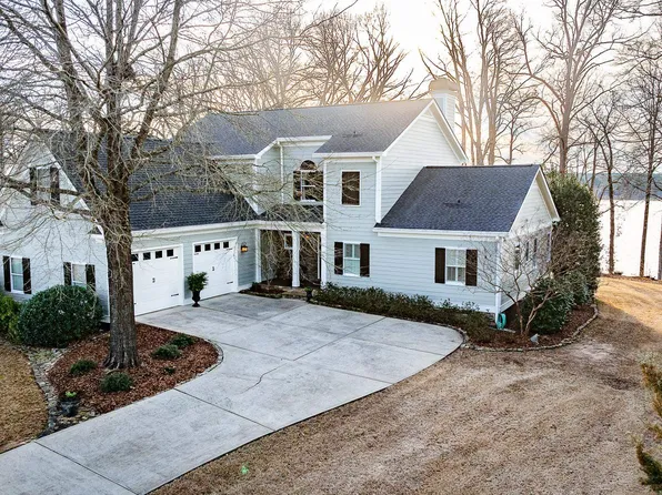 1060 Sunset Dr, Greensboro, GA 30642