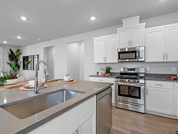 5th image of 63292 Peale St