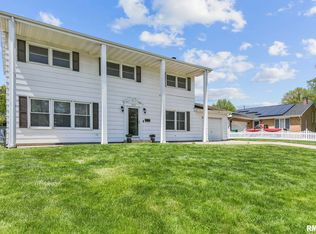 2113 S Douglas Ave, Springfield, IL 62704