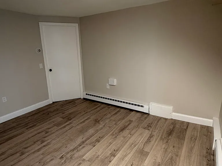 35 Greenleaf St #1 — Photo 3